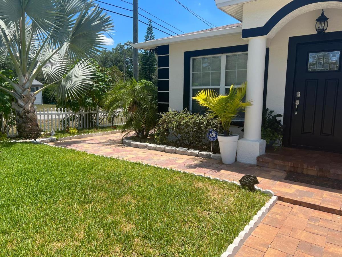 Caribbean Splendor Vacation Rental near Bush Gardens Tampa FL Exterior foto